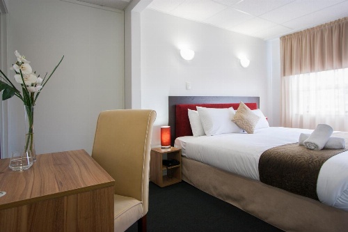 Ascotia Off Queen image 2