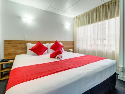 Ascotia Off Queen image 30