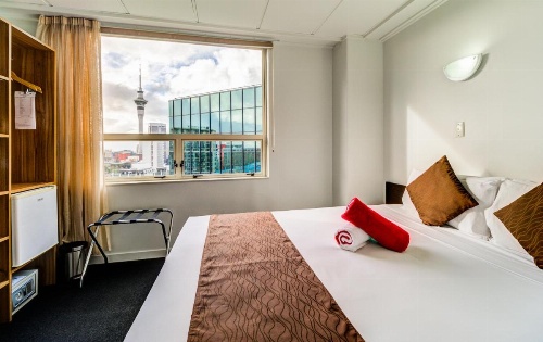 Ascotia Off Queen image 35